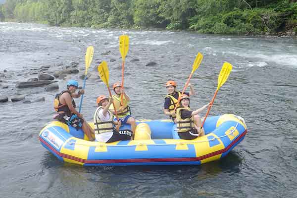 The Chubetsu River rafting 